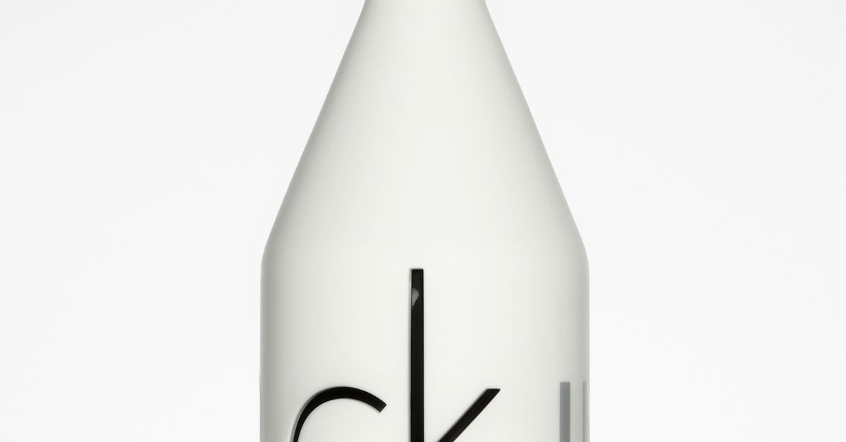 Creating Visually Striking Product Compositions in Post-Production